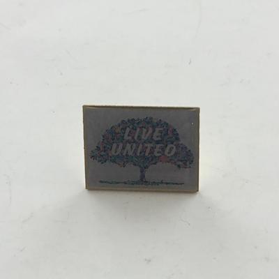 Live United push pin