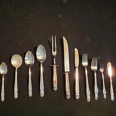 225pc Set 1938 Holmes & Edward's 'Danish Princess' Silverplate Flatware & Cases (DR-JS)