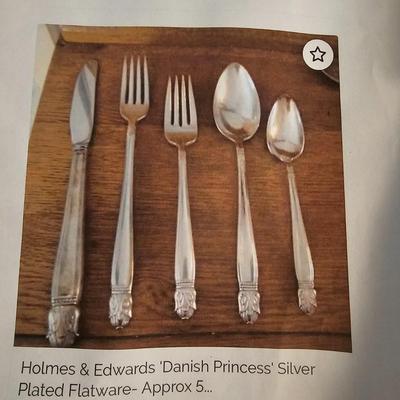 225pc Set 1938 Holmes & Edward's 'Danish Princess' Silverplate Flatware & Cases (DR-JS)