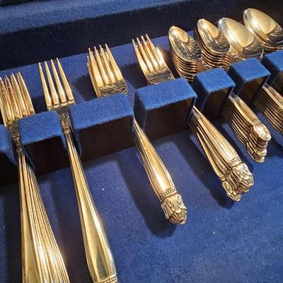 225pc Set 1938 Holmes & Edward's 'Danish Princess' Silverplate Flatware & Cases (DR-JS)