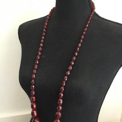 Beautiful vintage red amber faux glass bead necklace