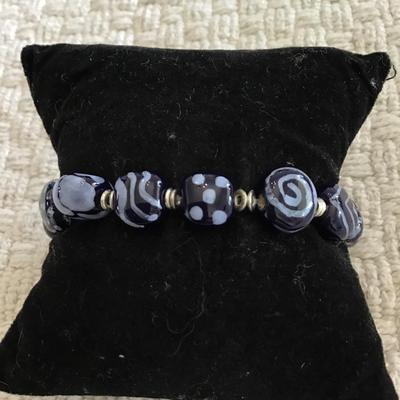 Beaded stretch bracelet