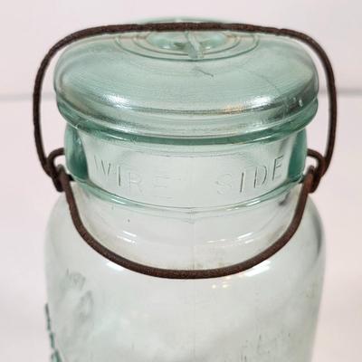 LOT 48K: Antique/Vintage Universal Landers, Frary & Clark Electric Toaster W/3 Wire Bail Closure Blue-Green Glass Canning Jars