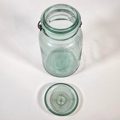 LOT 48K: Antique/Vintage Universal Landers, Frary & Clark Electric Toaster W/3 Wire Bail Closure Blue-Green Glass Canning Jars