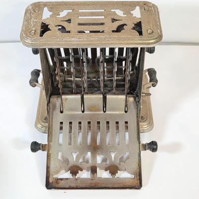 LOT 48K: Antique/Vintage Universal Landers, Frary & Clark Electric Toaster W/3 Wire Bail Closure Blue-Green Glass Canning Jars
