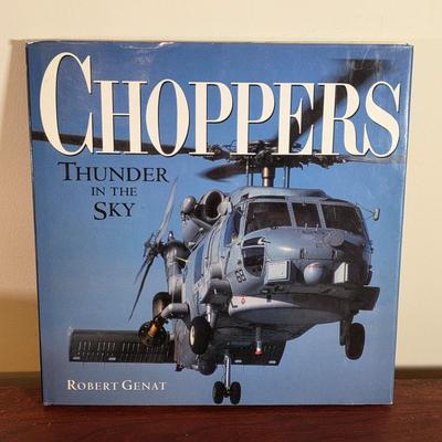 LOT 50K: Vintage Civil War, Classic Car Buff, Air & Space Book Collection