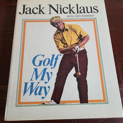 LOT 51K: Vintage Books For The Beginner & Long Time Golfer, Along With A Magnetic Calaway Hat Clip/Ball Marker, A Titleist Divot...