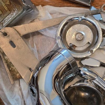 LOT 57K: Antique/Vintage Phonograph Machine/Miscellaneous Parts, Arms, Fittings, Tubes, Horns & Handles
