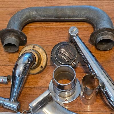 LOT 57K: Antique/Vintage Phonograph Machine/Miscellaneous Parts, Arms, Fittings, Tubes, Horns & Handles