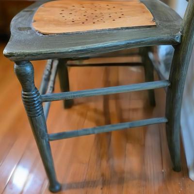 LOT 59D: Pair of Vintage Carved Georgian Farmhouse Style Chairs W/Perforated Wood Seats