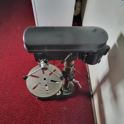 LOT 76B: Cummins Nine Speed Heavy Duty Drill Press