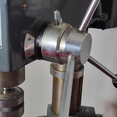 LOT 76B: Cummins Nine Speed Heavy Duty Drill Press