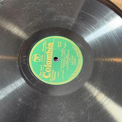 LOT 79B: Early Vintage RCA & Columbia 8” Vinyl Records