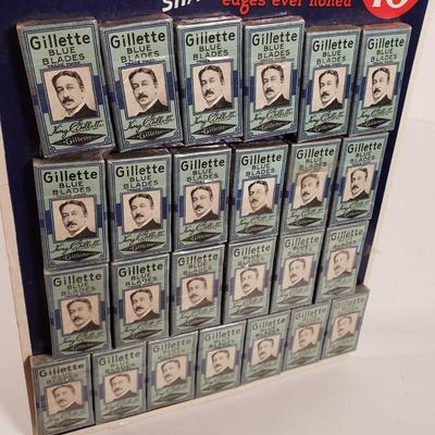 LOT 82X: Vintage Gillette Blue Blades Countertop Advertising Display with 25 Original Packs