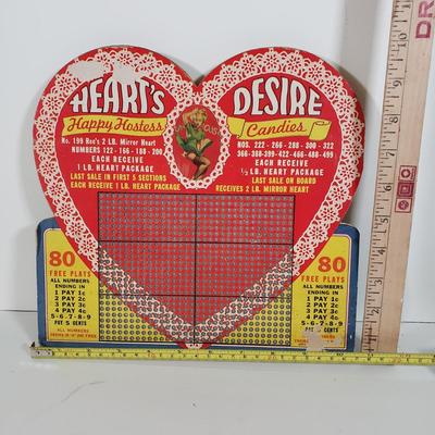 LOT 84X: Vintage Punchboard Happy Hostess Candies Pinup Girl Countertop Promotional Game