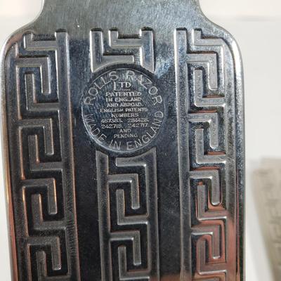 LOT 88X: Vintage Rolls Razor, EX Lax and Terpoflor Tins