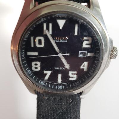 LOT 94X: Citizen Eco-Drive WR200 Mens Watch