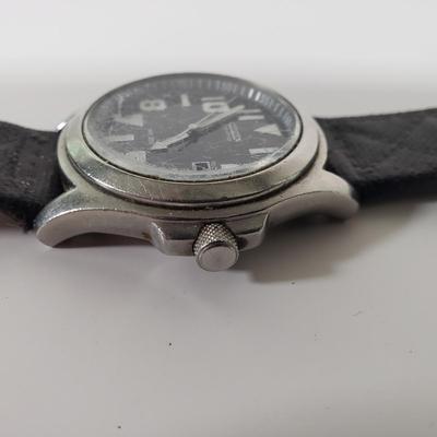 LOT 94X: Citizen Eco-Drive WR200 Mens Watch