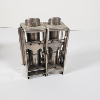 LOT 100X: Johnson Fare Box Co Chicago Coin Changers