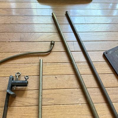 LOT 104H: Edison Phonograph Horn Rods & Mechanism for Phonographs