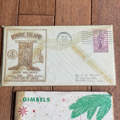 LOT 116F: 1930s First Day Issue Stamp Covers w/ Christmas 1952 Stamp News