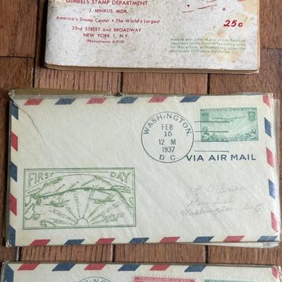 LOT 116F: 1930s First Day Issue Stamp Covers w/ Christmas 1952 Stamp News