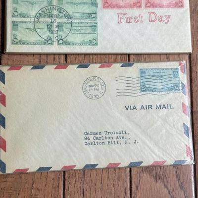 LOT 116F: 1930s First Day Issue Stamp Covers w/ Christmas 1952 Stamp News