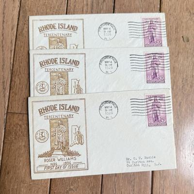 LOT 116F: 1930s First Day Issue Stamp Covers w/ Christmas 1952 Stamp News