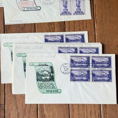 LOT 122K: 1930s First Day Issue Stamp Covers