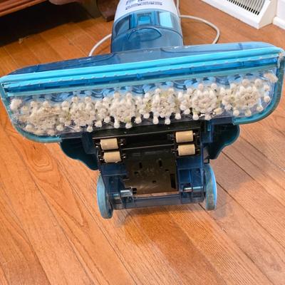 LOT 131F: Hoover Floormate Spinscrub Wet/Dry Hard Floor Vacuum Scrubber & Cleaner