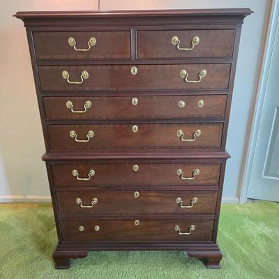 LOT 136Y: Vintage Councill Craftsmen Chippendale Style Mahagony Eight-Drawer Chest