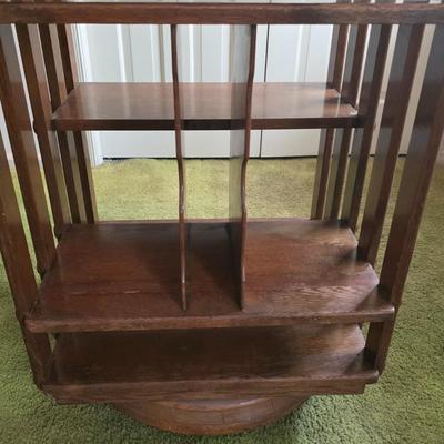 LOT 137Y: Vintage Oak Revolving Records/Bookcase
