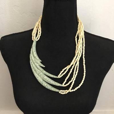 Unique, rare, vintage, celluloid, or Lucite type statement necklace