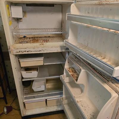 Refrigerator