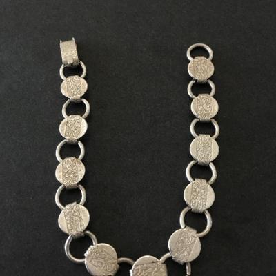 Vintage Sarah Coventry, Silvertone bracelet