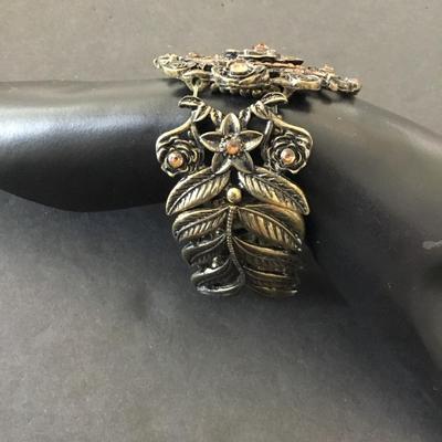 Beautiful bronze, toned, rhinestone statement stretch bracelet