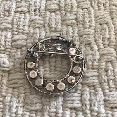 Vintage sterling silver crystal rhinestone brooch