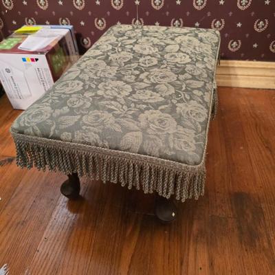 Foot stool