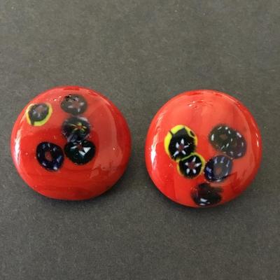 Vintage very nice glass circular earrings clip on’s