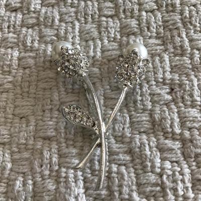 Charter Club Silver tone crystal imitation pearl tulip pin brooch