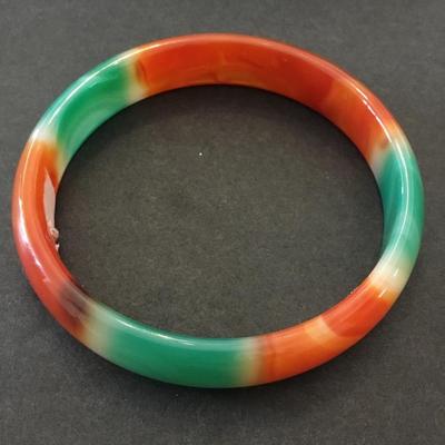 Beautiful vintage gemstone bangle bracelet