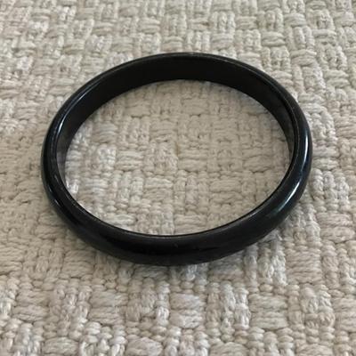 Black and white bangle bracelet set