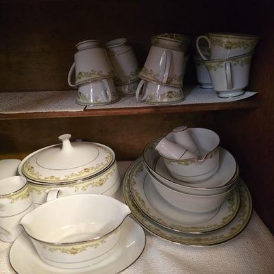 Noritake Raleigh (Pattern 2487) fine china