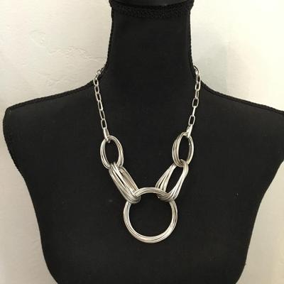 Very nice silver toned statement, necklace