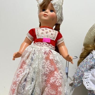Sale Photo Thumbnail #139: Three dolls, Dutch Girl, Old Woman, Prairie Girl