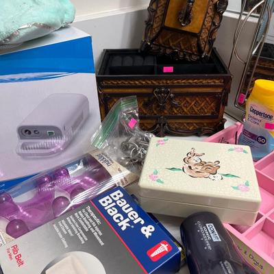 Sale Photo Thumbnail #145: Jewelry Boxes and bathroom items