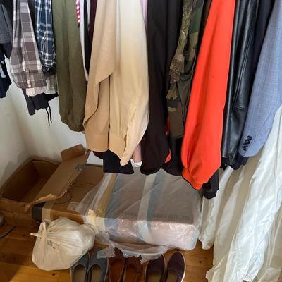 Sale Photo Thumbnail #155: Men’s Clothing & Ladies shoes, Hunting Clothing
