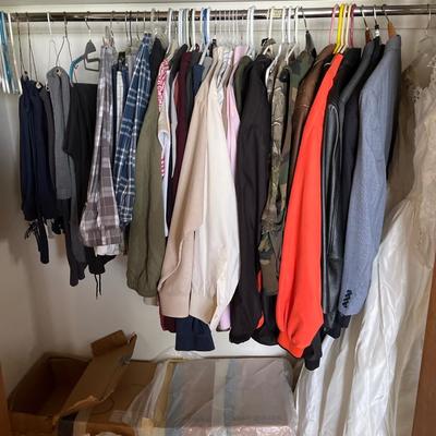 Sale Photo Thumbnail #153: Men’s Clothing & Ladies shoes, Hunting Clothing