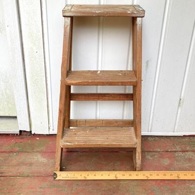LOT 66: Vintage Wooden Stools and Step Ladder - Putnam Rolling Ladder Co. Inc. Included