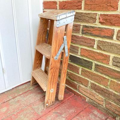 LOT 66: Vintage Wooden Stools and Step Ladder - Putnam Rolling Ladder Co. Inc. Included